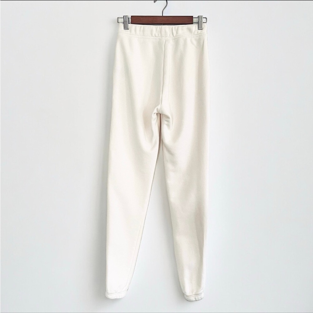 The North Face Evolution Cocoon Sweatpants In Whi… - image 4